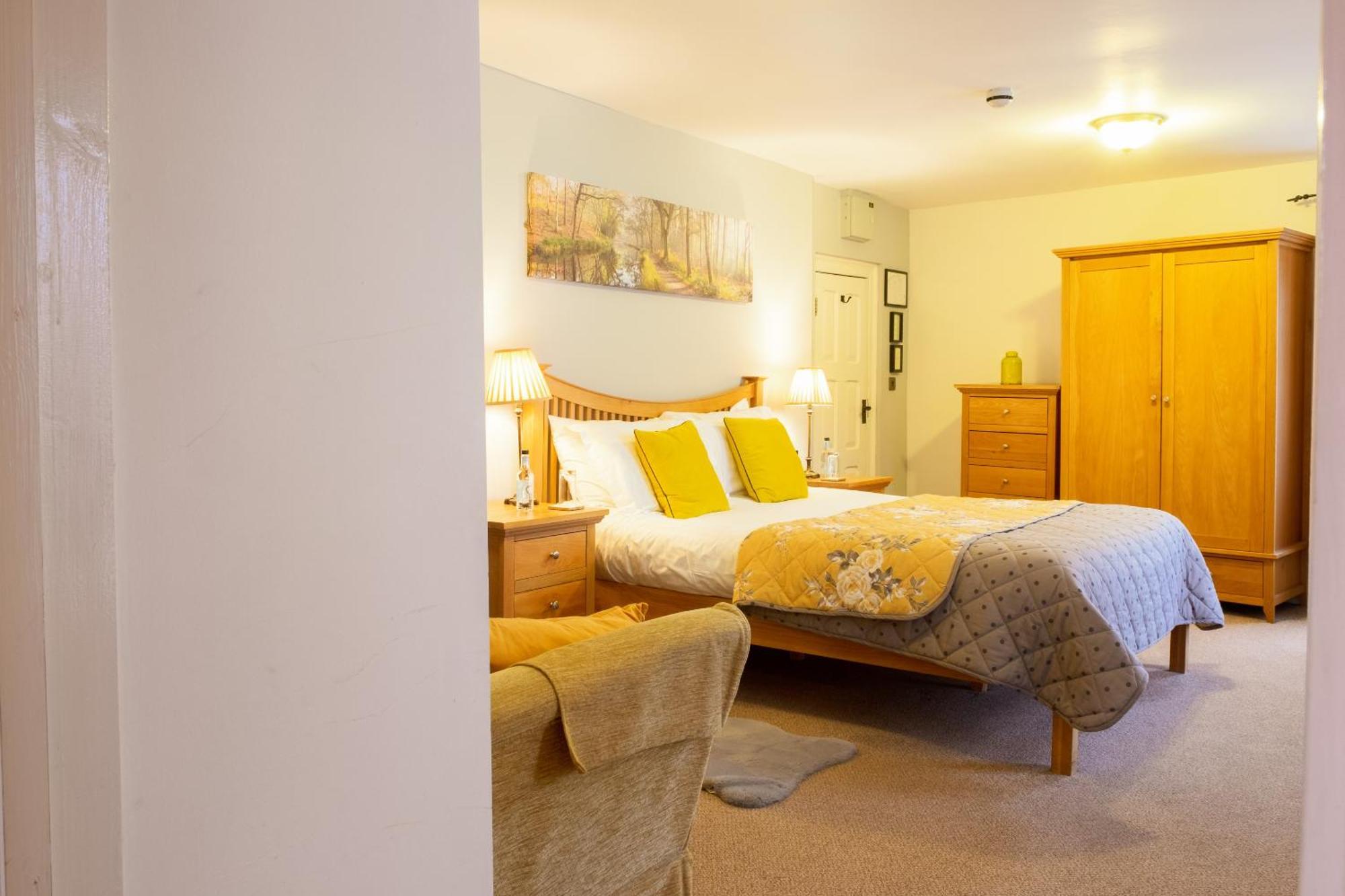 Kings Arms Hotel Abergavenny Pokój zdjęcie